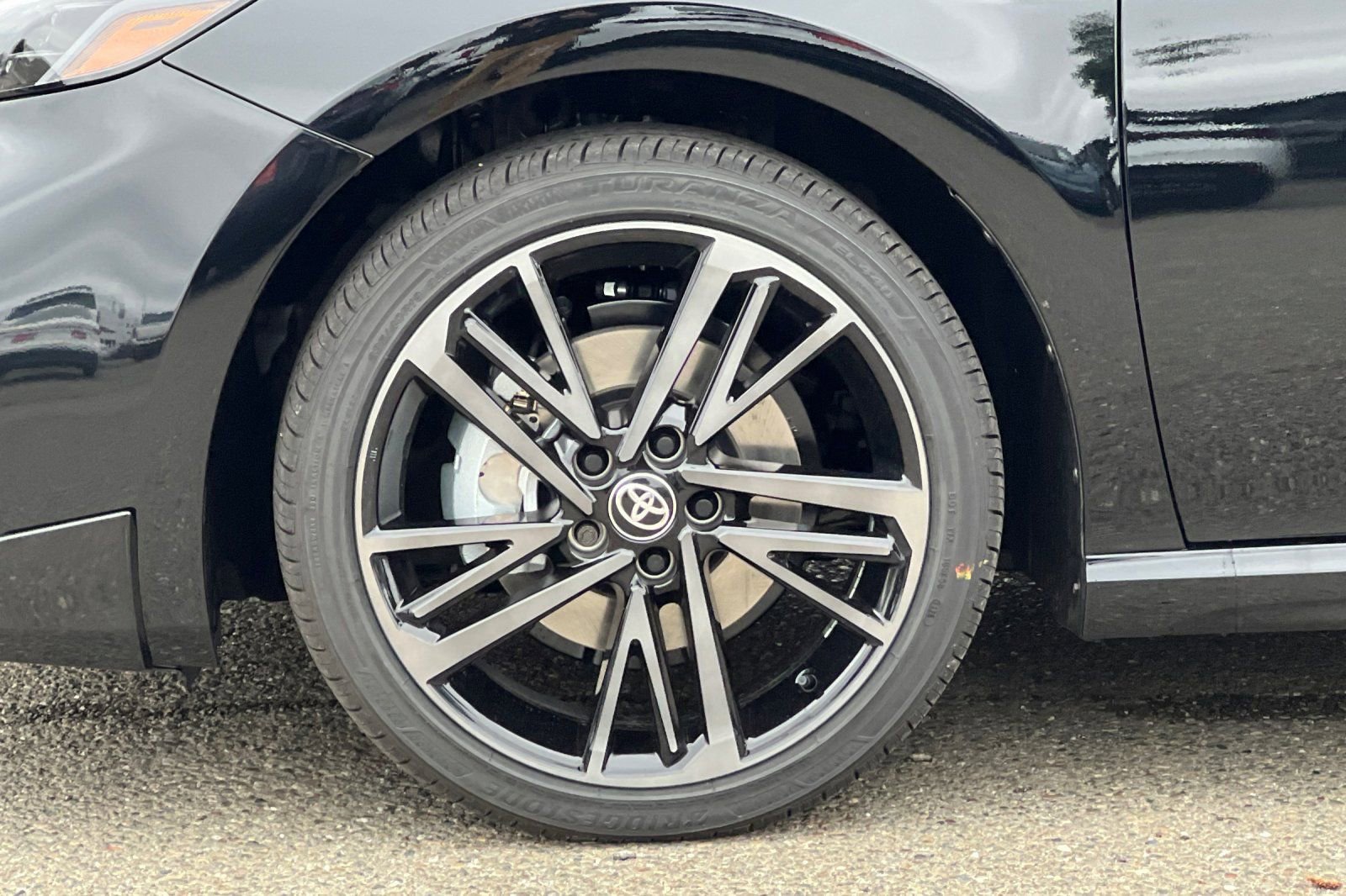 New 2026 Toyota Camry XSE AWD/4WD image 32