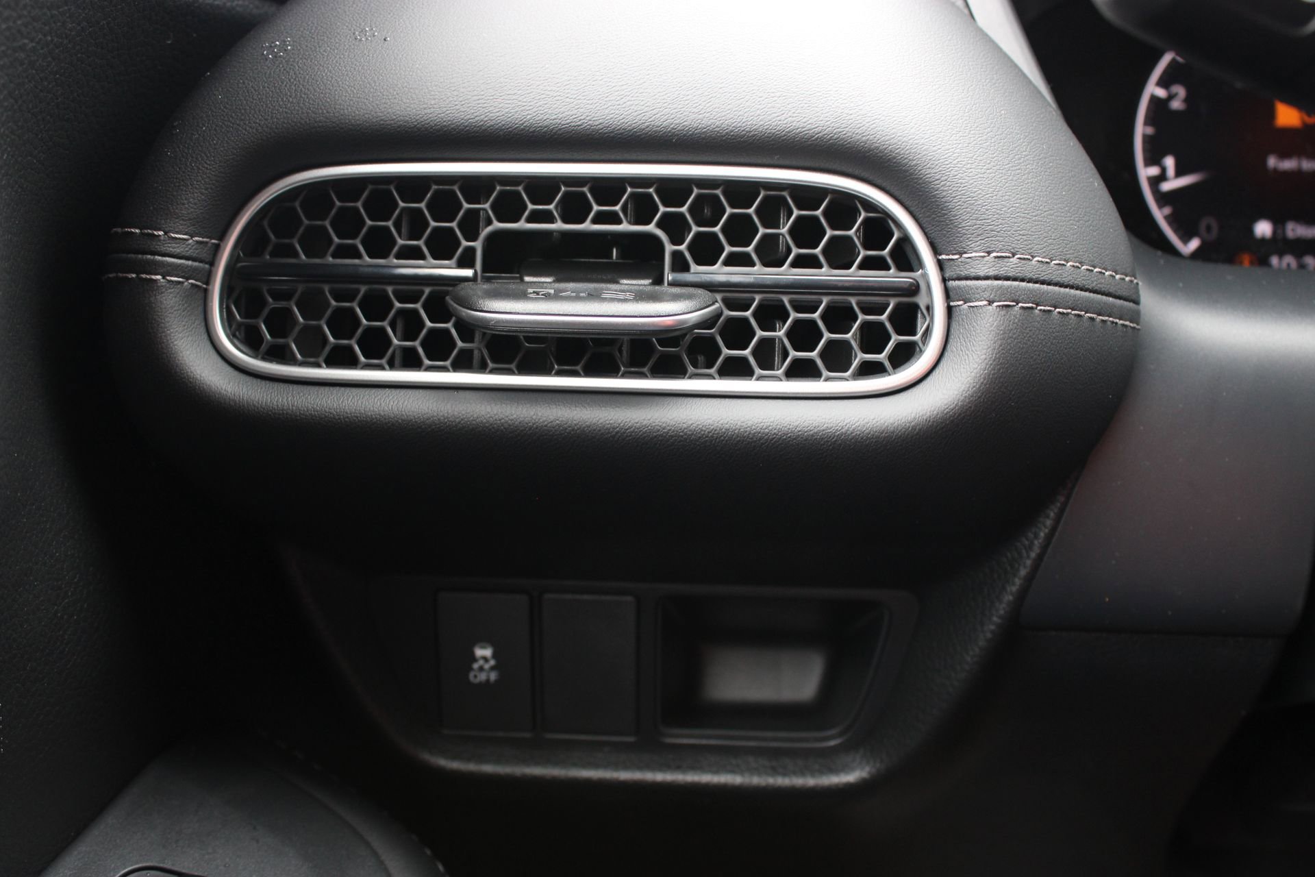 New 2026 Honda HR-V EX-L image 26