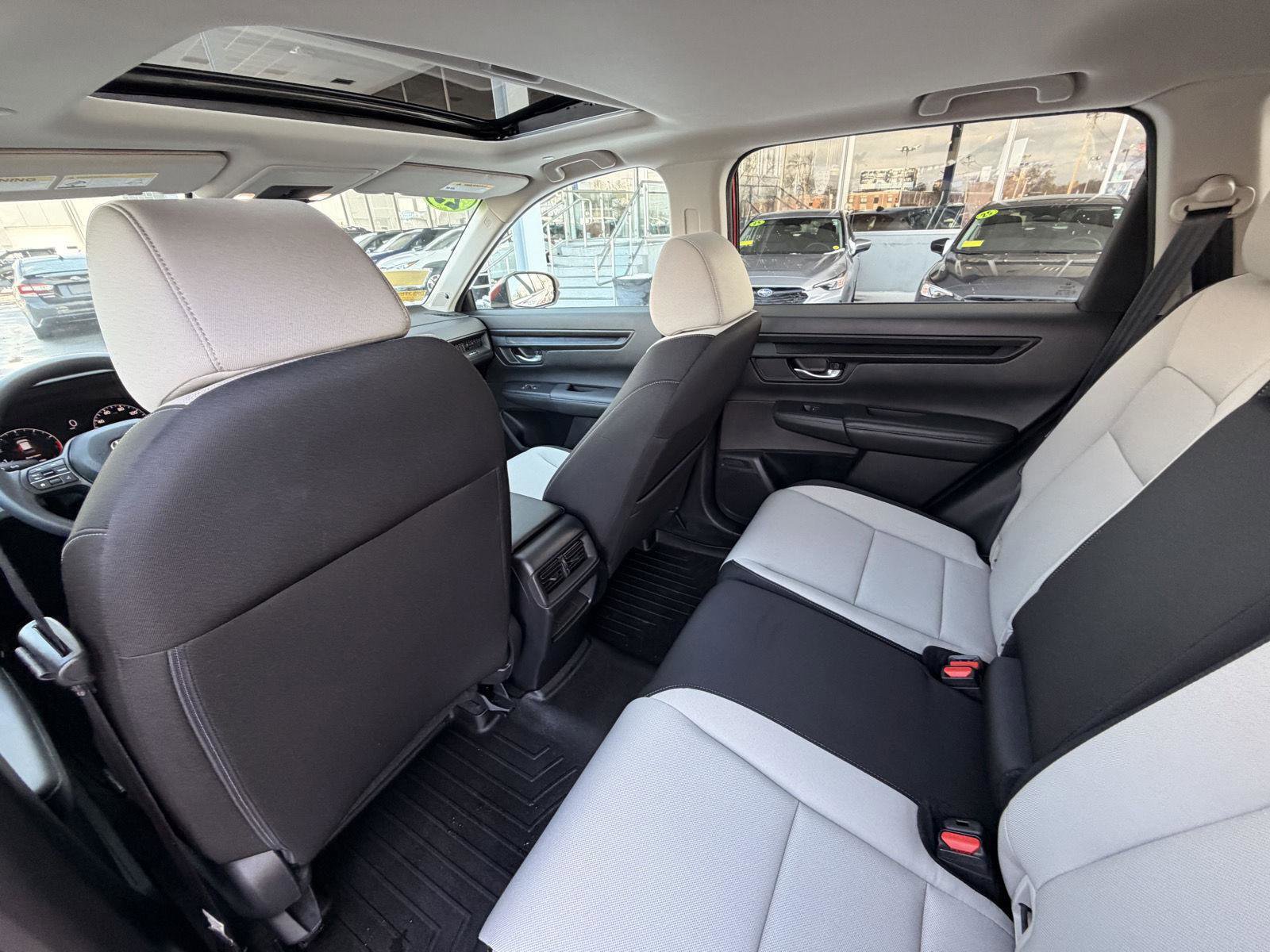 Used 2023 Honda CR-V EX image 34