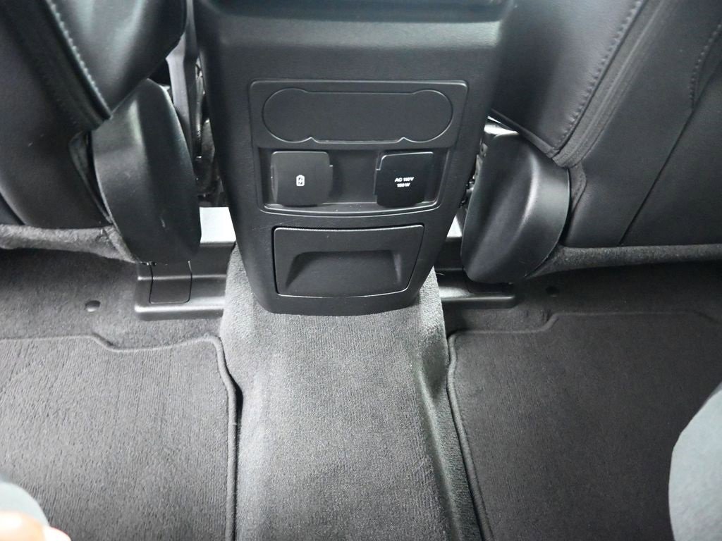 Used 2022 Ford Explorer Limited w/ Equipment Group 301A image 22