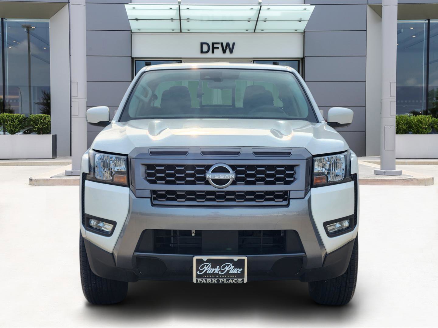 Used 2025 Nissan Frontier SV w/ SV Convenience Package video 2