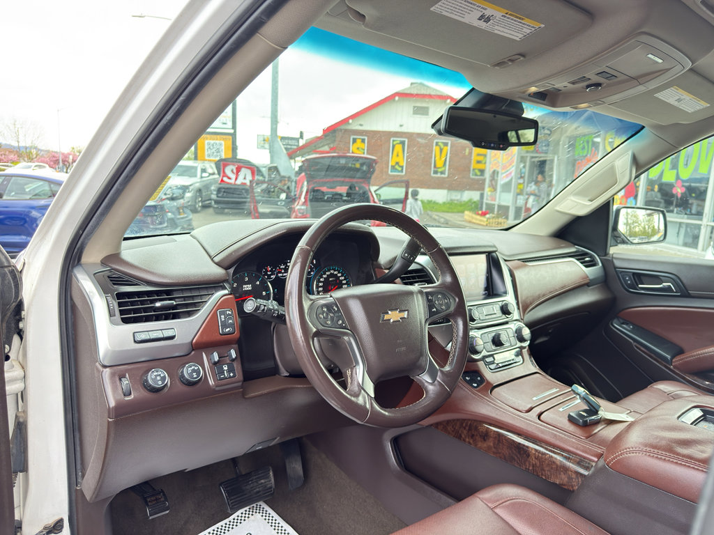 Used 2017 Chevrolet Suburban Premier AWD/4WD image 13