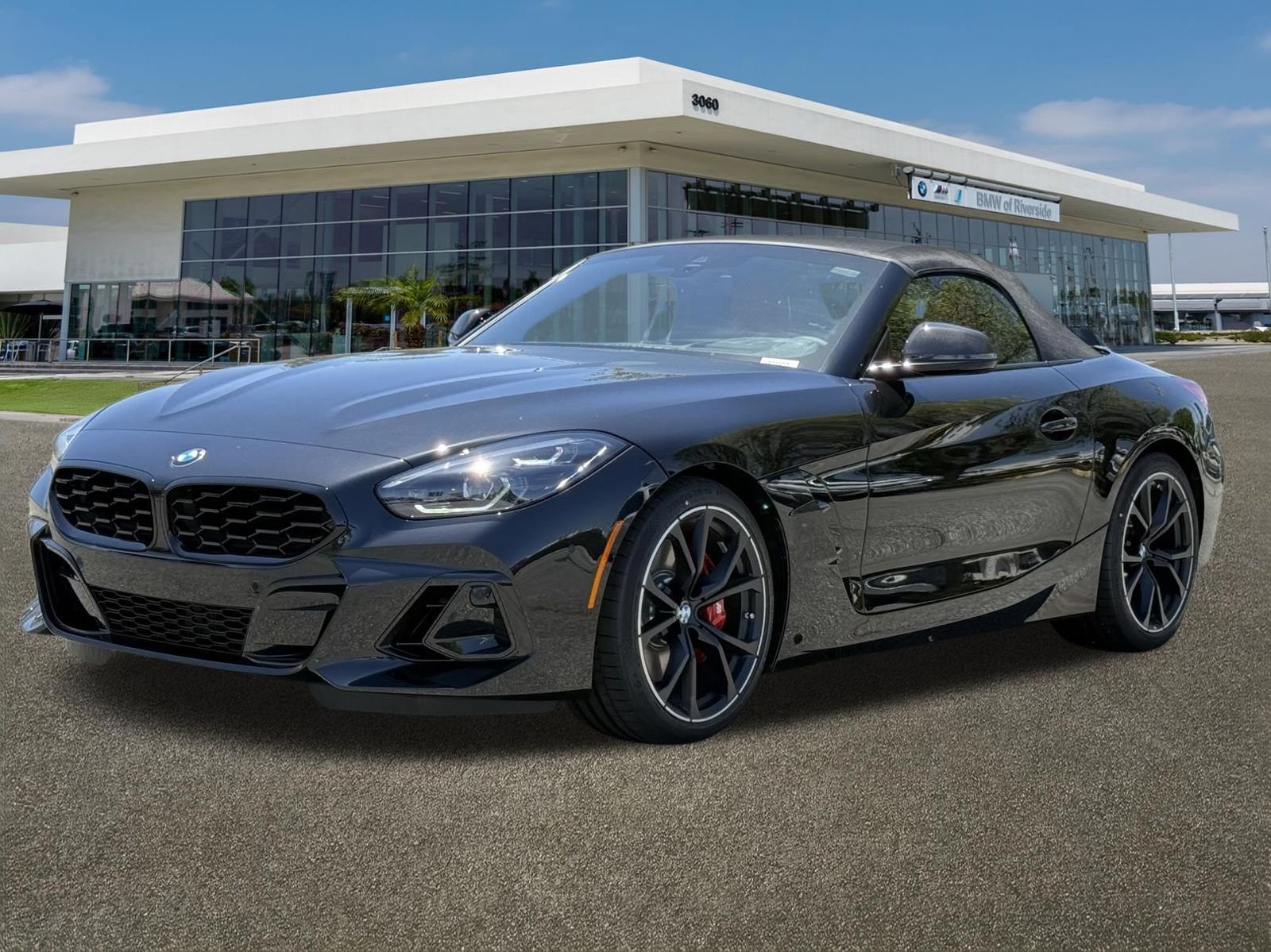 New 2026 BMW Z4 M40i w/ Premium Package RWD image 4