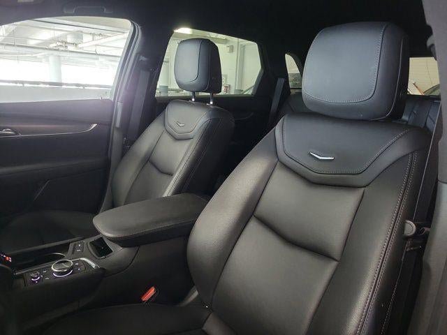 Certified 2023 Cadillac XT5 Luxury FWD image 11