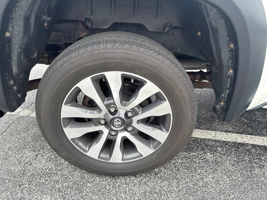 Used 2018 Toyota Tundra Limited AWD/4WD image 46