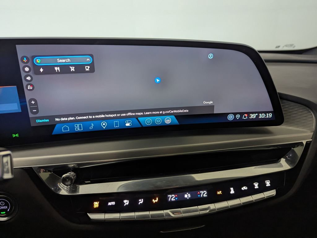 Used 2024 Cadillac Lyriq Luxury w/ LPO, Floor Liner Package image 10