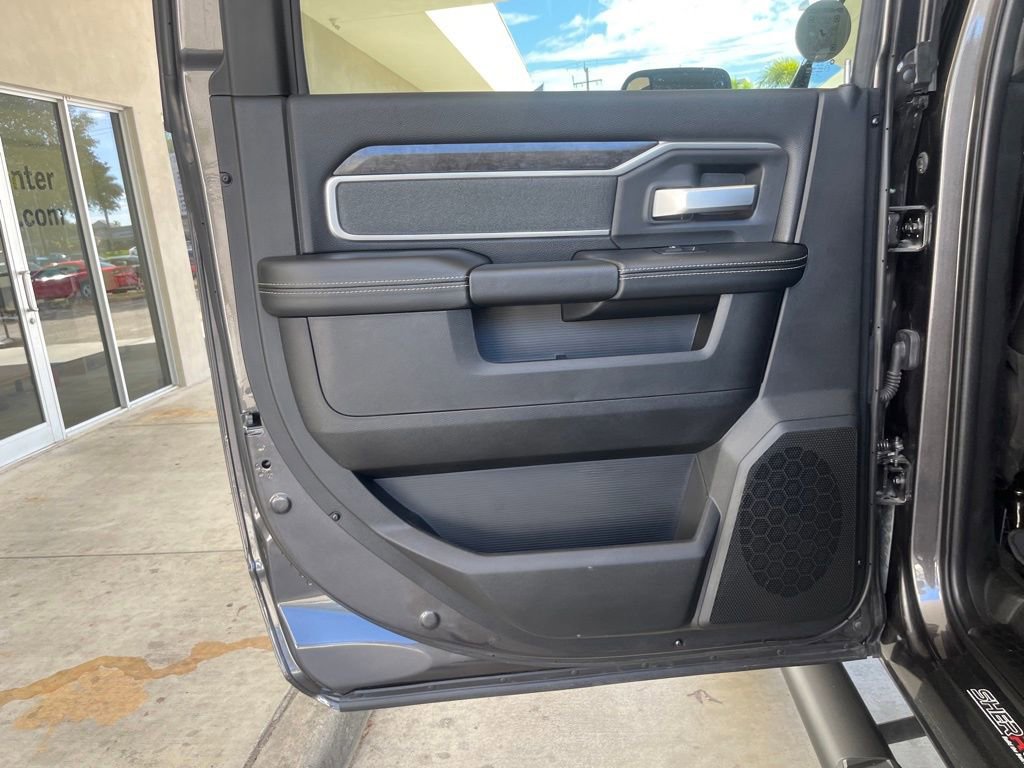 New 2022 RAM 2500 Big Horn w/ Level C Equiment Group image 33