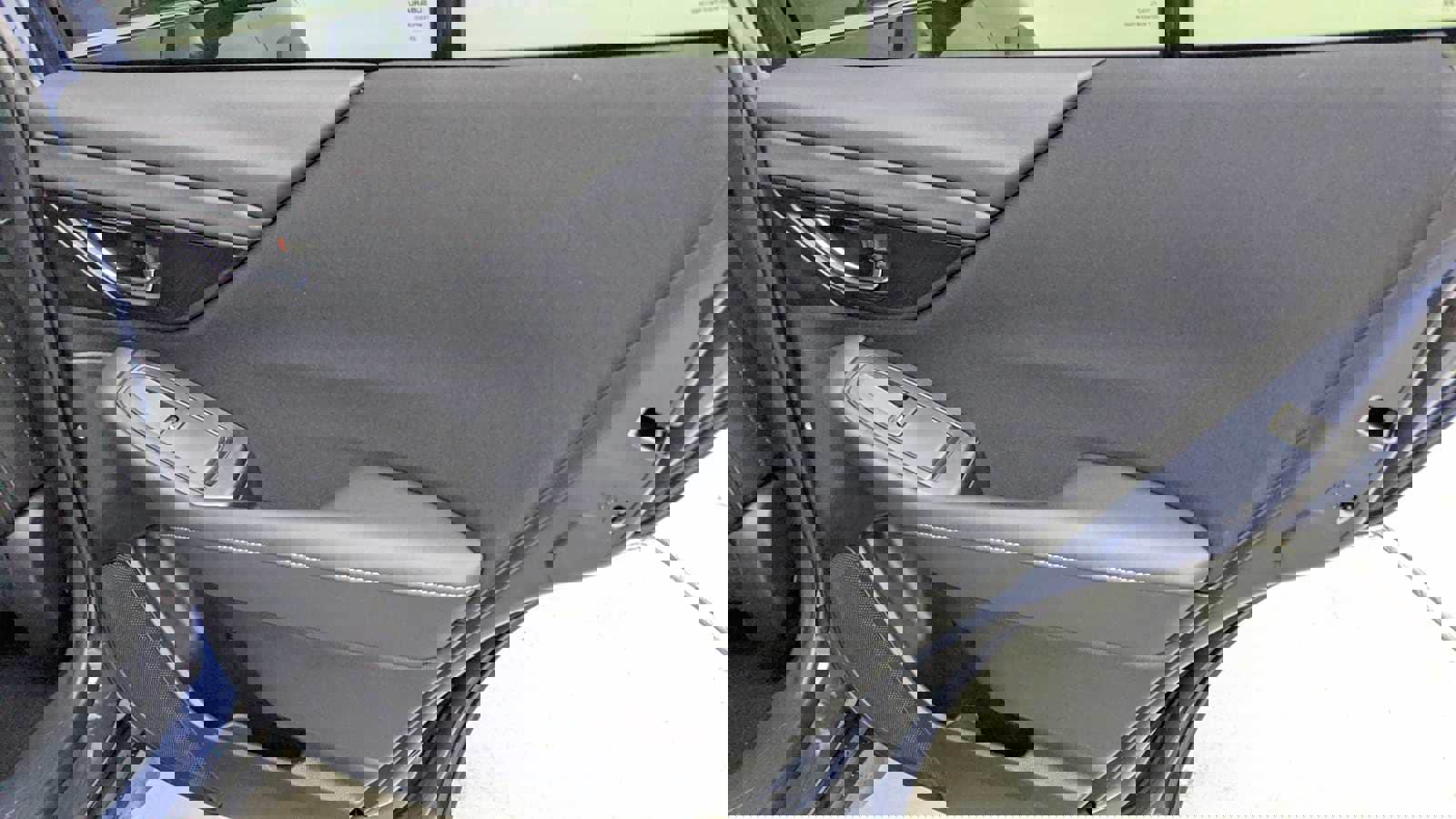 New 2025 Subaru Outback Premium image 32