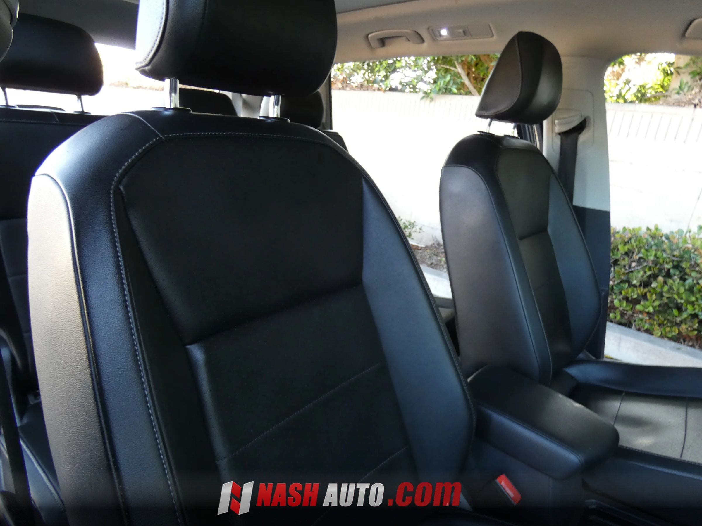 Used 2018 Volkswagen Tiguan SE w/ Panoramic Sunroof Package AWD/4WD image 30