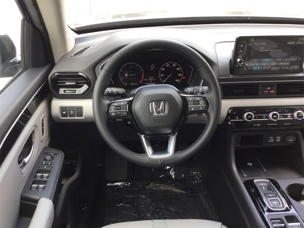 New 2025 Honda Pilot EX-L image 12