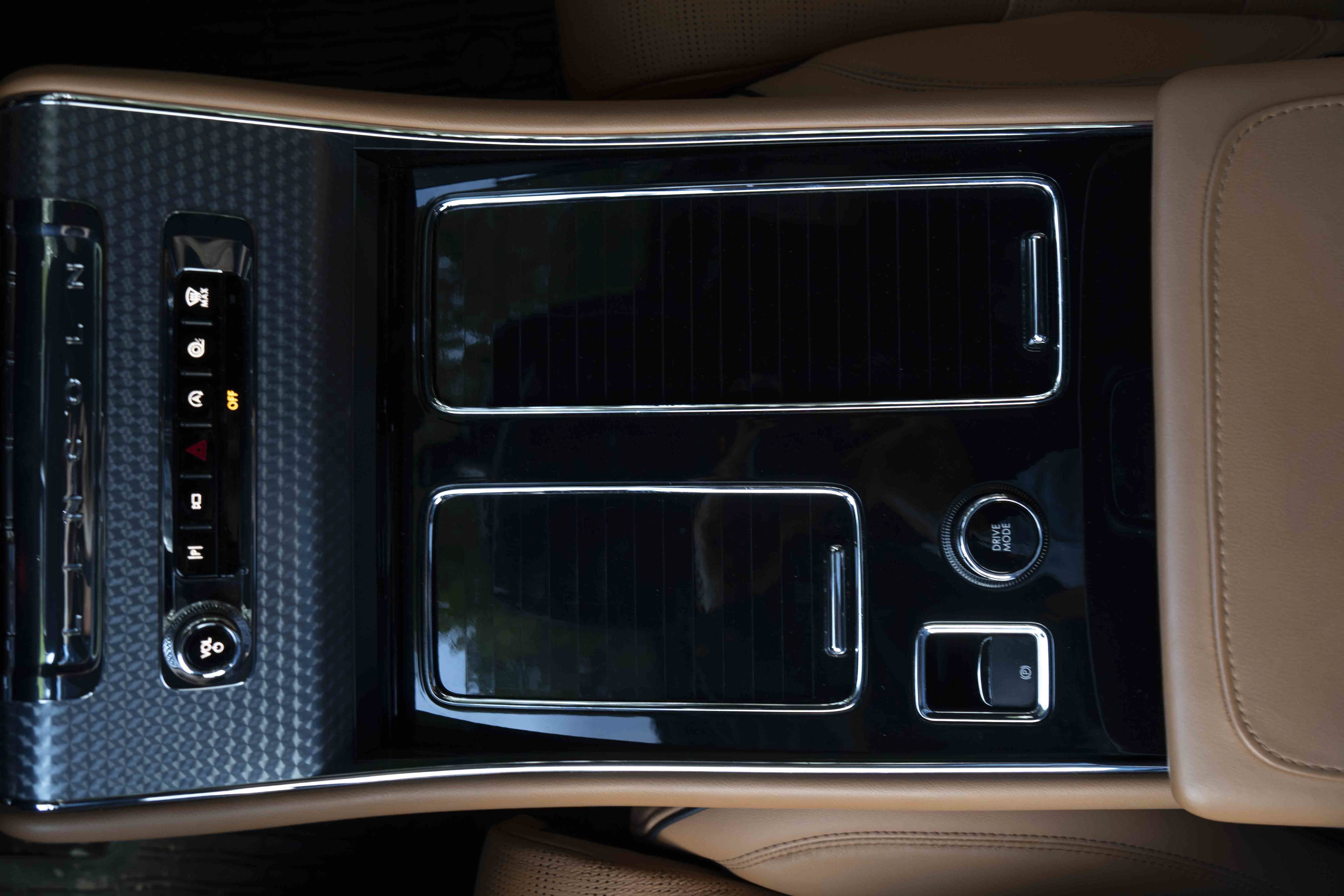 Used 2025 Lincoln Aviator Black Label AWD/4WD image 28