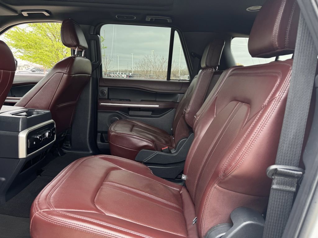 Used 2024 Ford Expedition Max Limited image 30