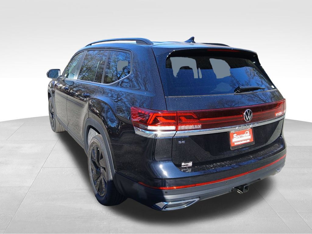 New 2026 Volkswagen Atlas SE FWD image 3