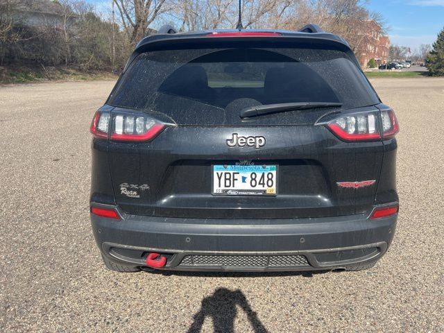 Used 2019 Jeep Cherokee Trailhawk image 4