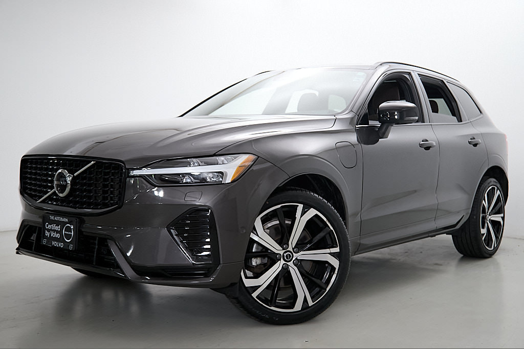 Certified 2023 Volvo XC60 T8 Ultimate w/ Climate Package AWD/4WD image 2