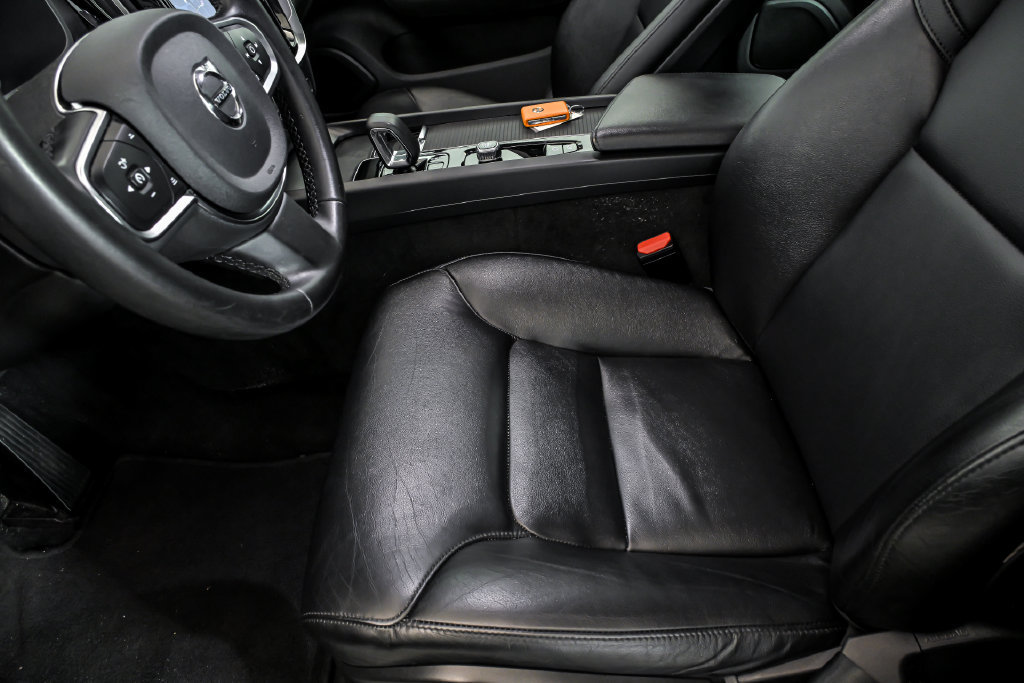 Used 2024 Volvo S60 B5 Core FWD image 12