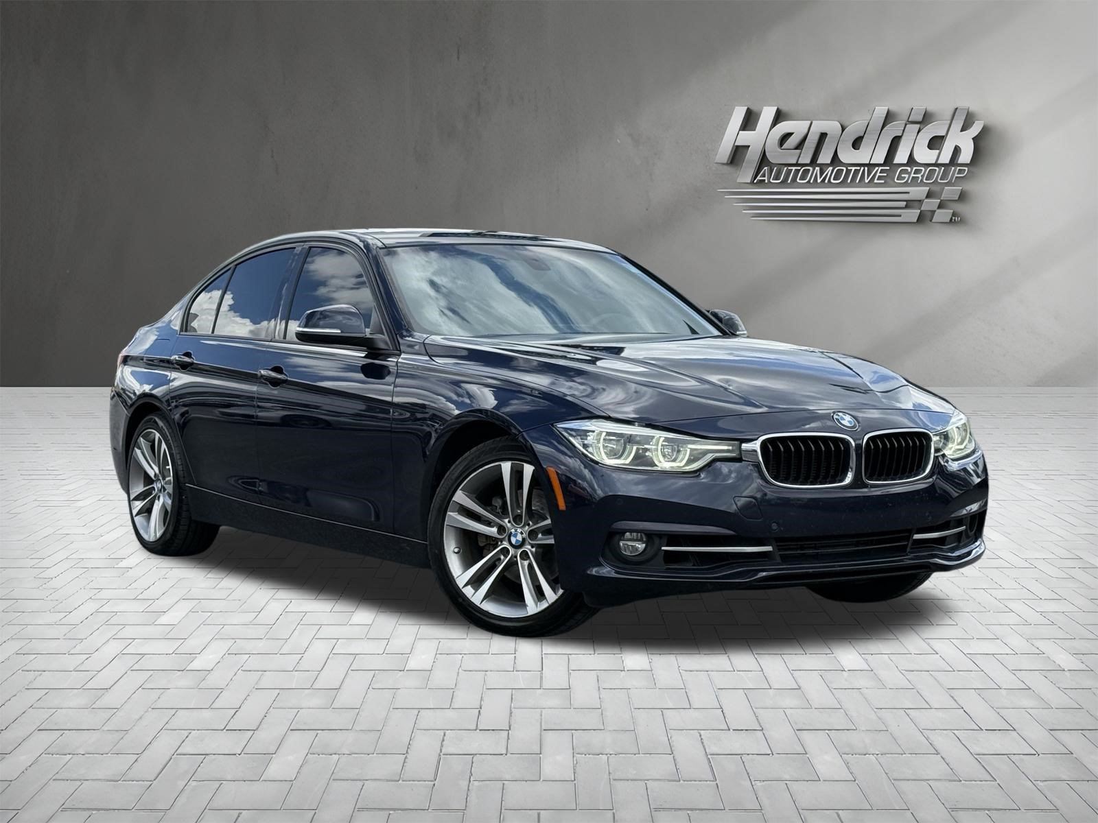 Used 2016 BMW 328i Sedan RWD image 2
