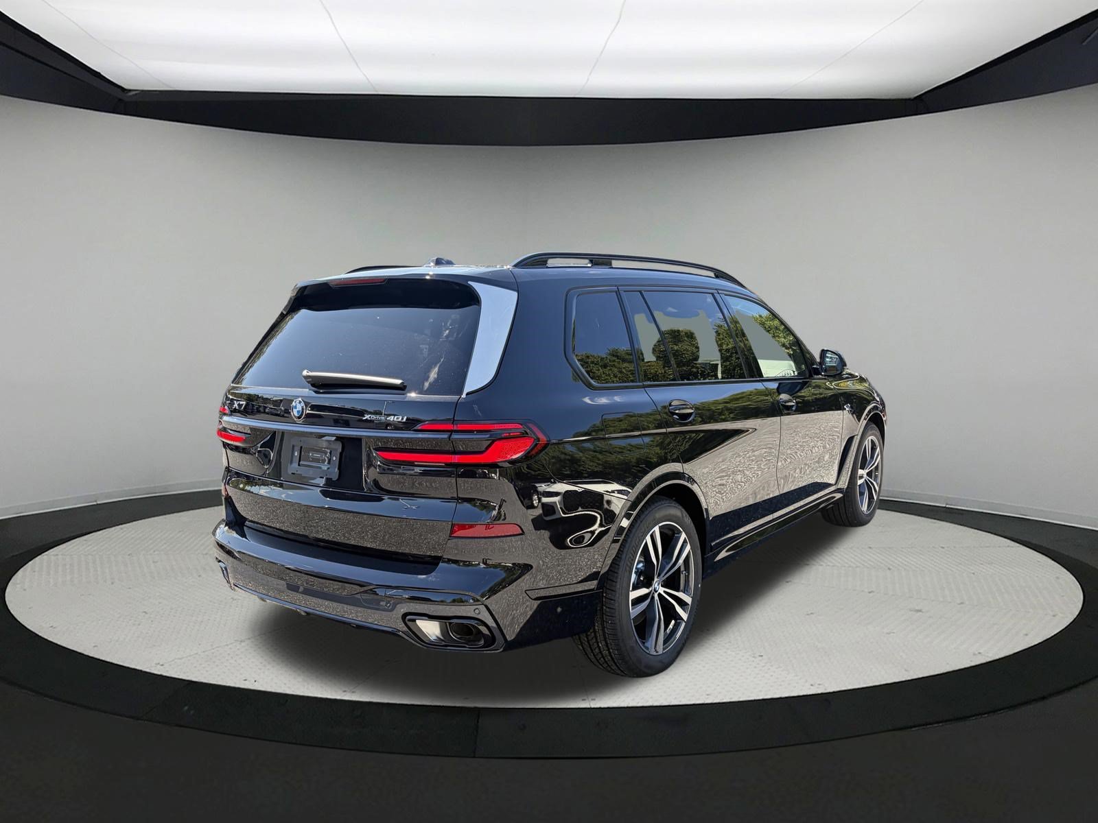 New 2027 BMW X7 xDrive40i w/ M Sport Package AWD/4WD image 6