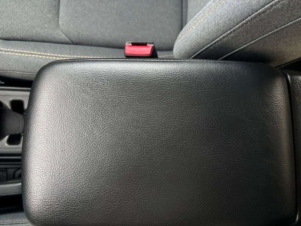 Used 2024 Jeep Wrangler Sport S image 30