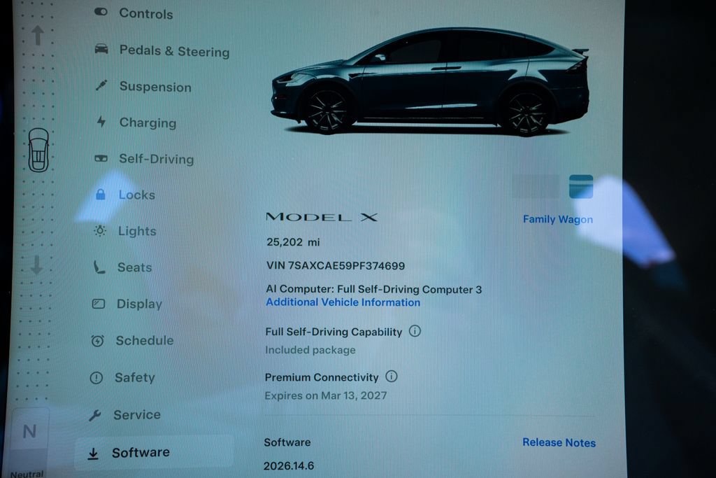 Used 2023 Tesla Model X AWD/4WD image 40