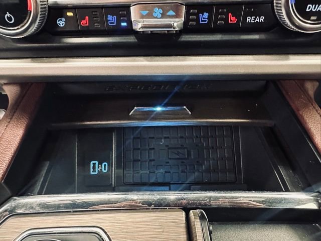 Used 2024 Ford Expedition Limited image 30