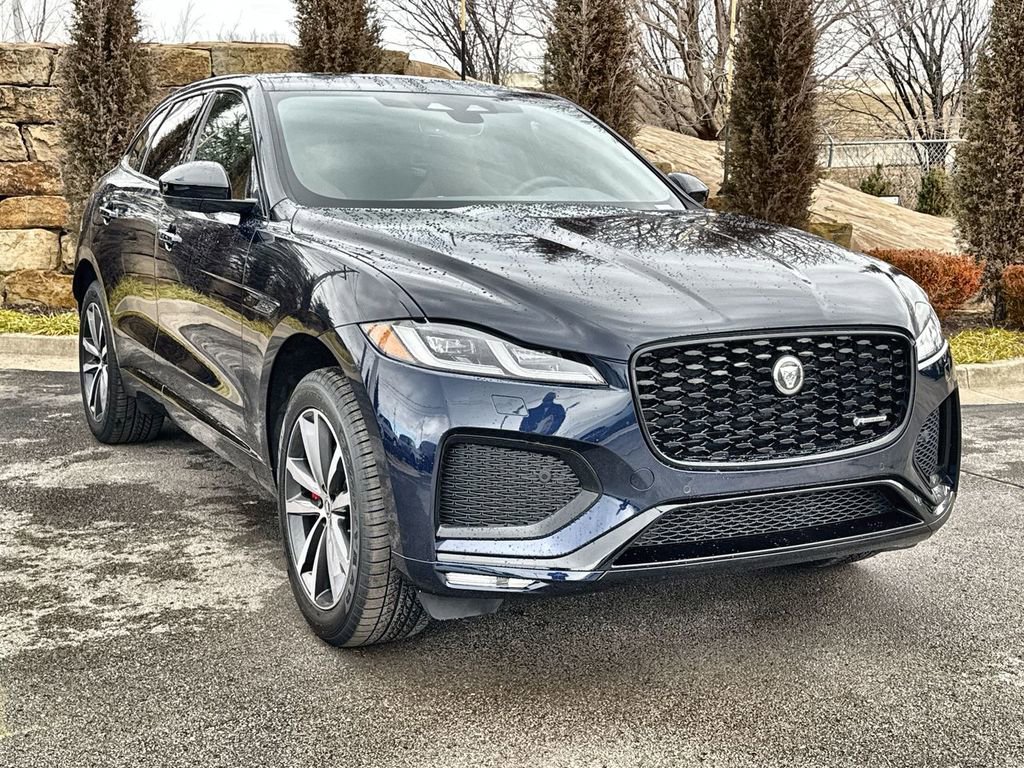 Used 2025 Jaguar F-PACE R-Dynamic S AWD/4WD image 7