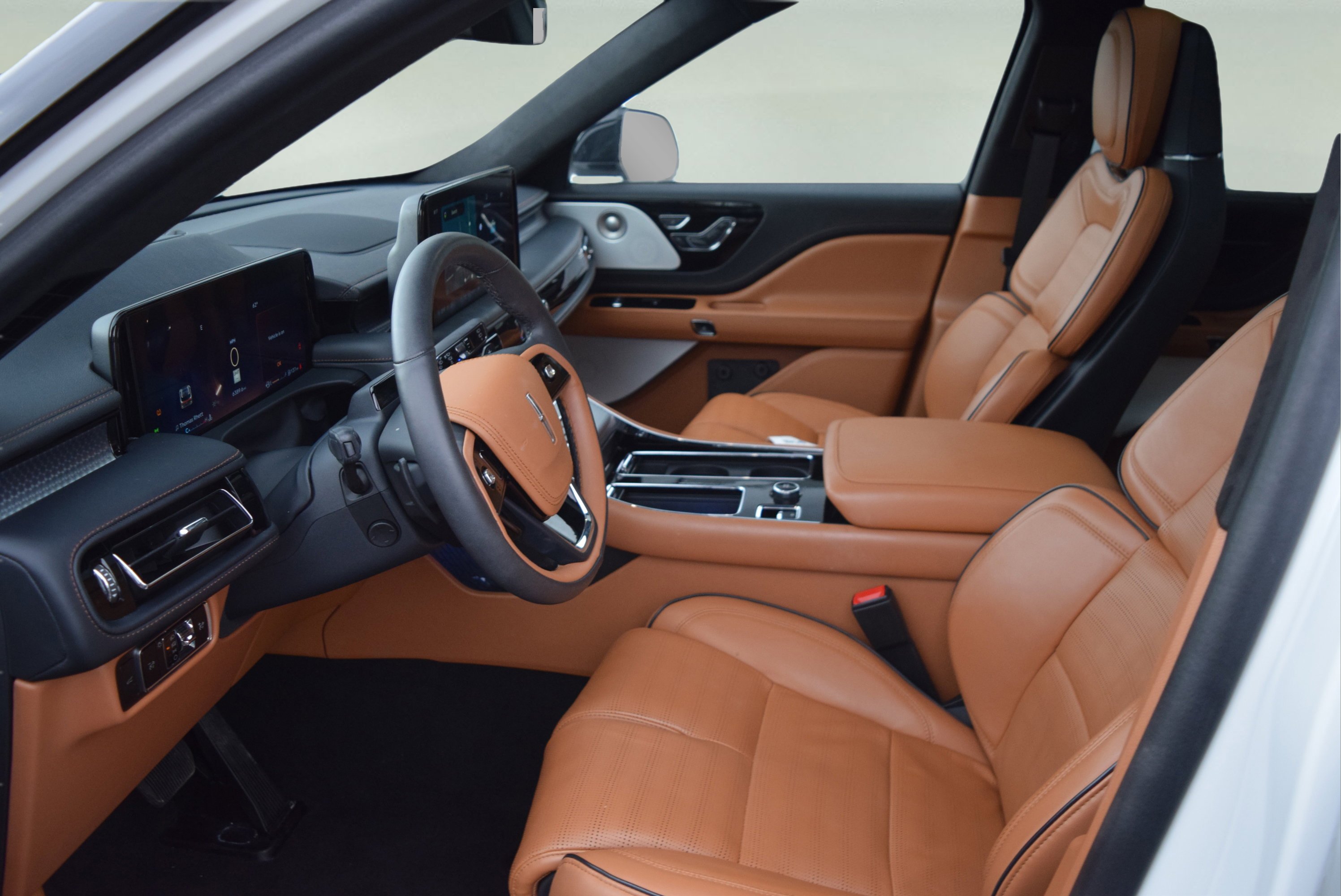 Used 2025 Lincoln Aviator Black Label image 11