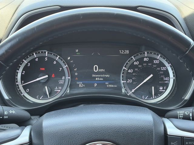Used 2022 Toyota Highlander XLE image 19