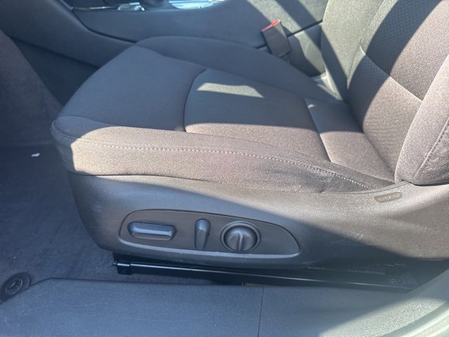 Used 2024 Chevrolet Malibu LT image 18