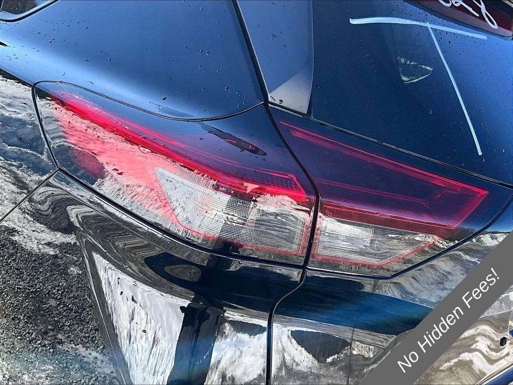 Used 2024 Nissan Rogue S FWD image 20