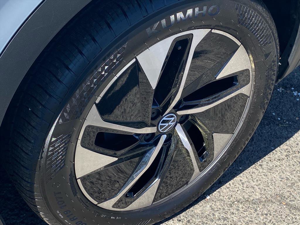 Certified 2022 Volkswagen ID.4 Pro S image 19