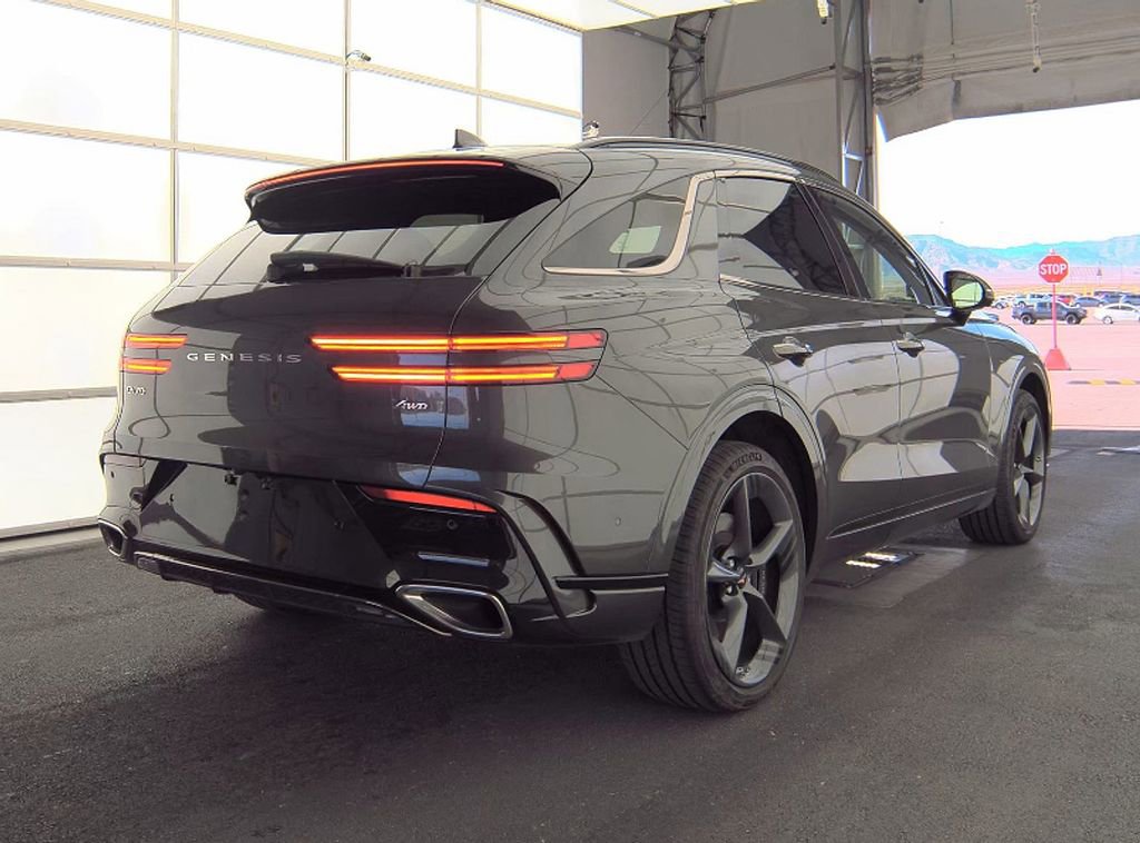 Used 2026 Genesis GV70 2.5T Sport Prestige image 2