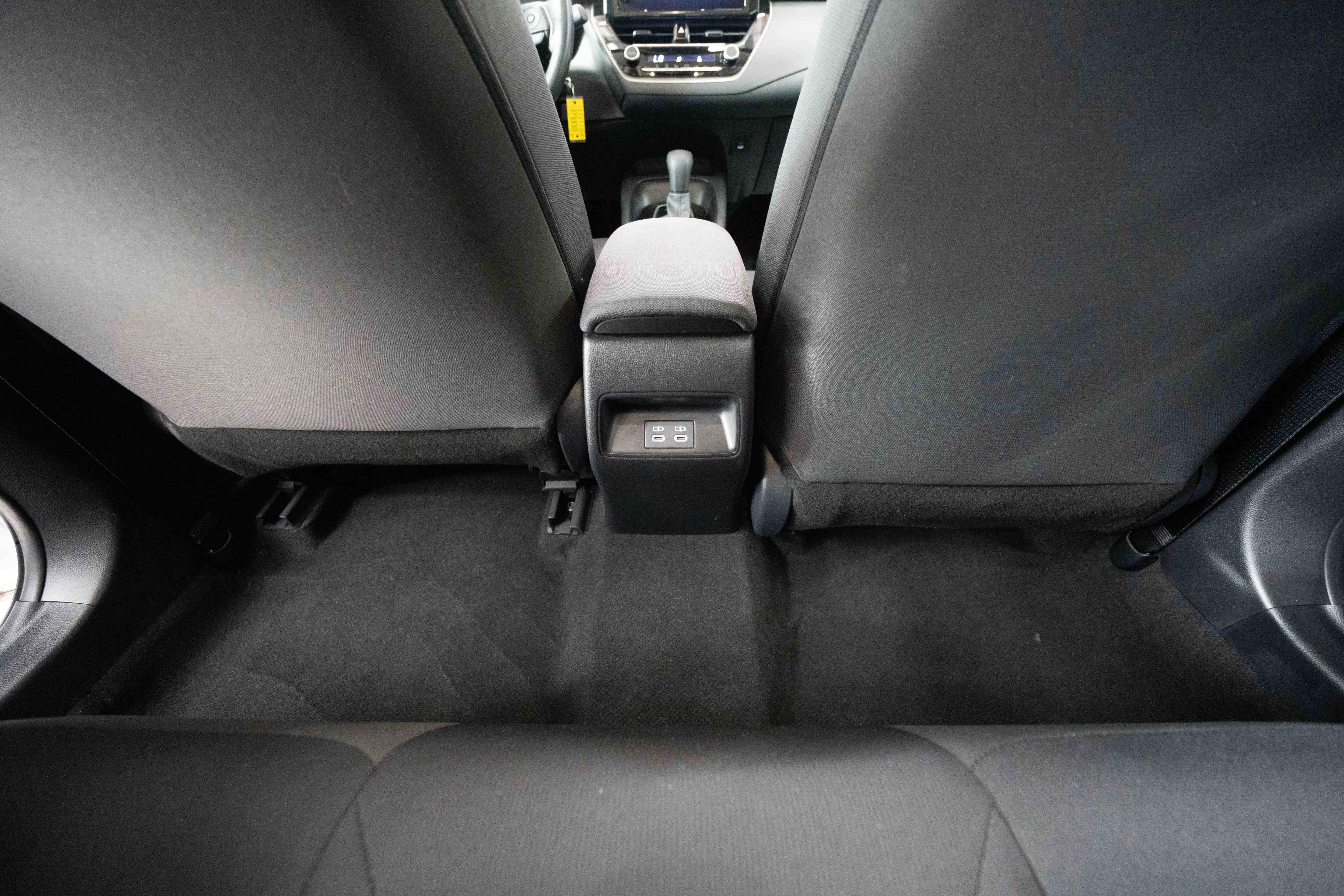 Used 2025 Toyota Corolla LE FWD image 22