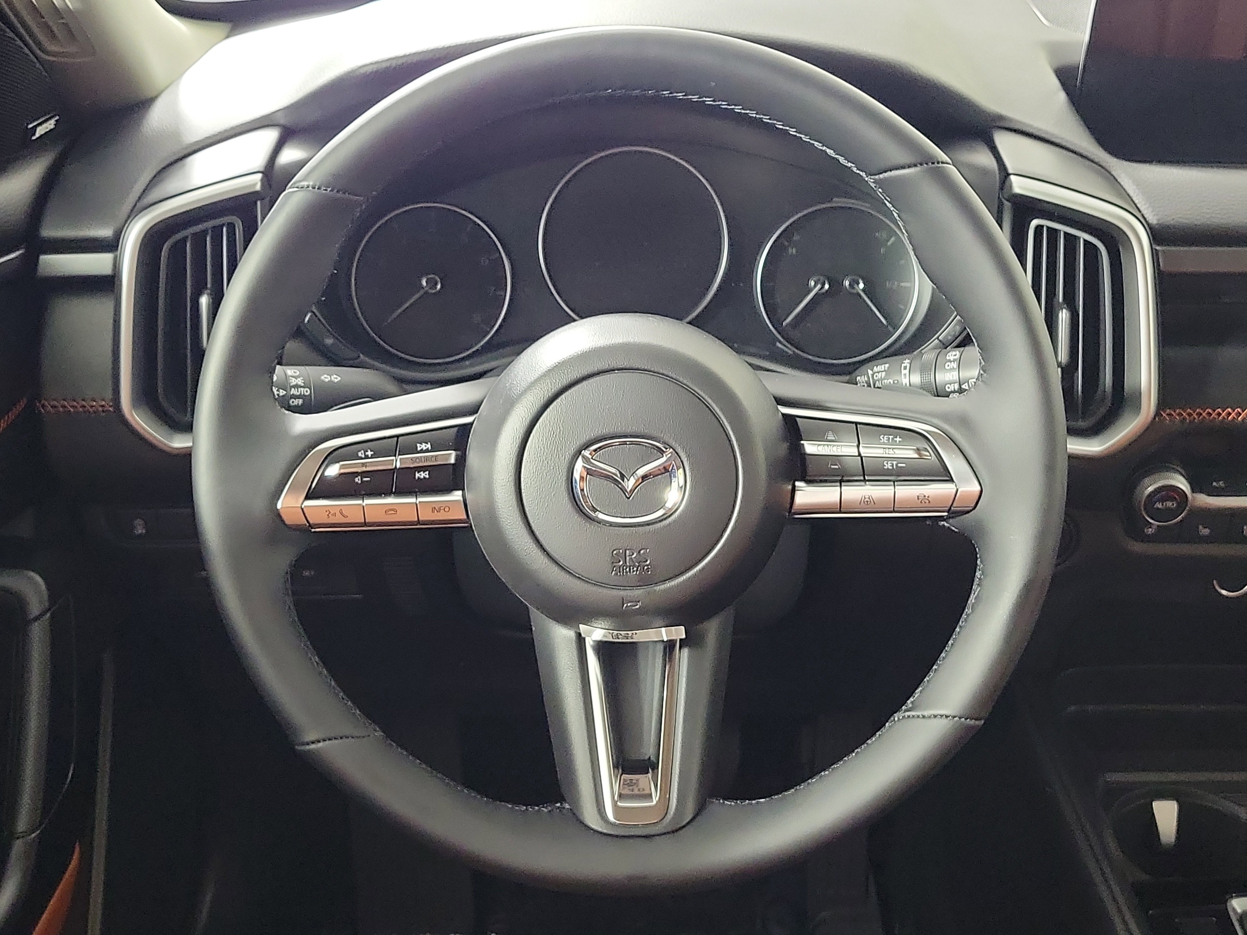 New 2025 MAZDA CX-50 AWD 2.5 Turbo w/ Weather Package image 14