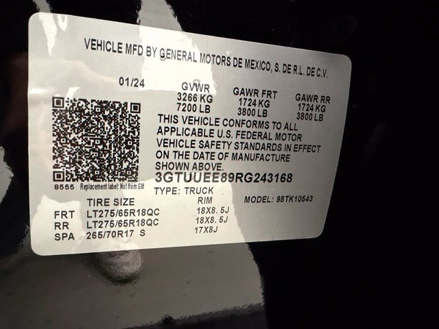 Certified 2024 GMC Sierra 1500 AT4 w/ Technology Package AWD/4WD image 23