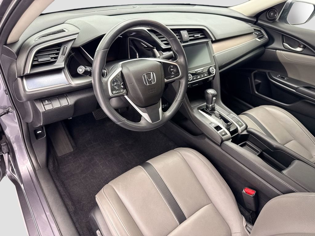 Used 2018 Honda Civic EX-L image 9