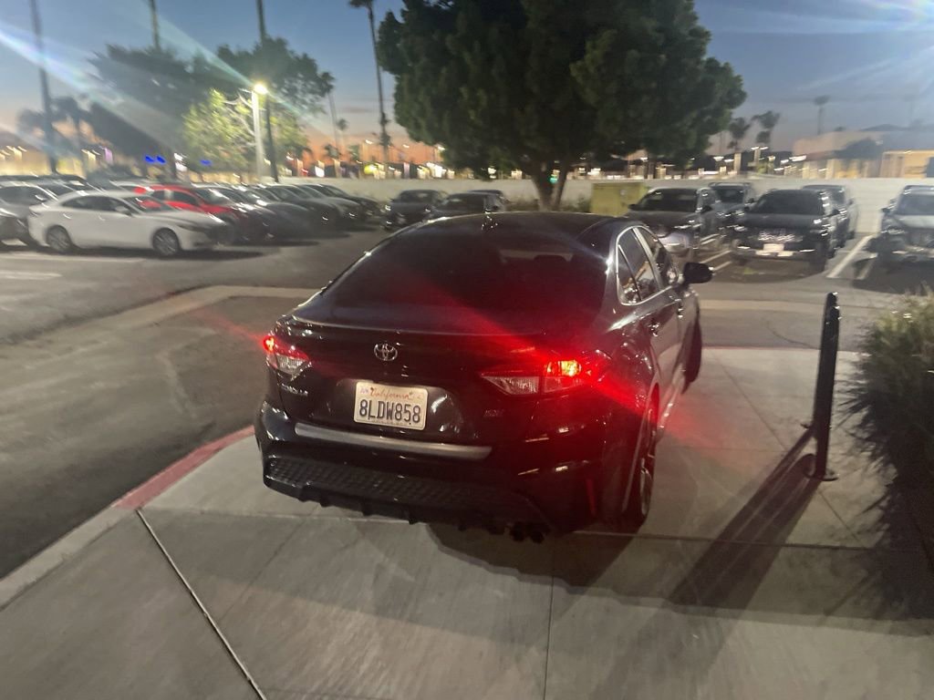 Used 2020 Toyota Corolla SE w/ Carpet Mat Package (TMS) image 14