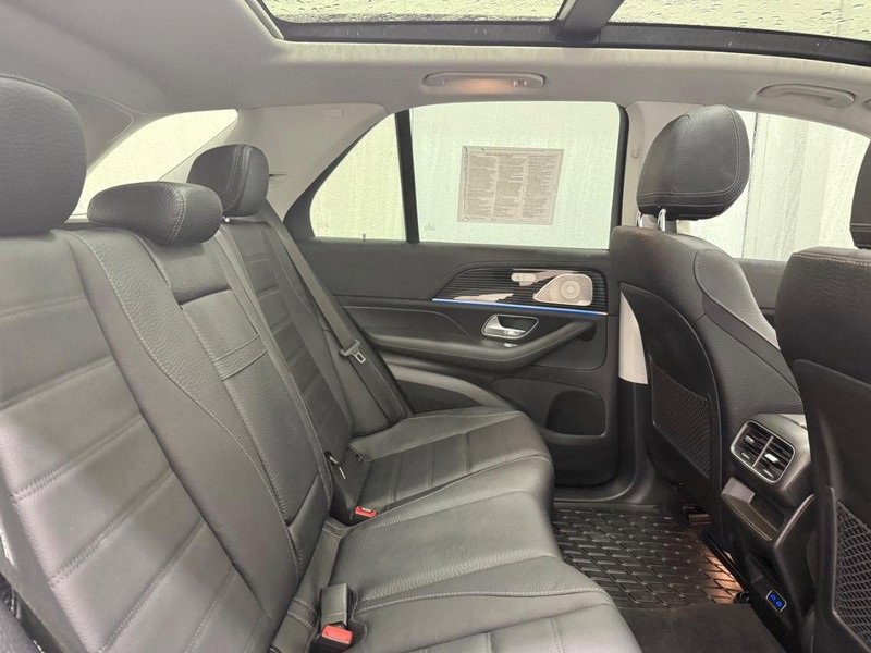 Certified 2025 Mercedes-Benz GLE 580 4MATIC image 8