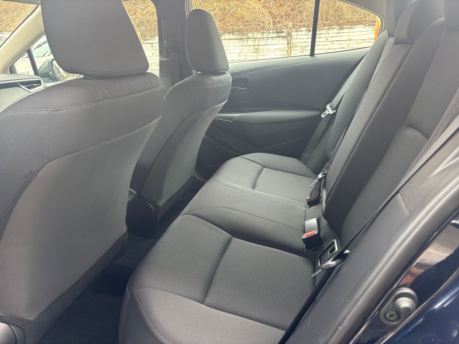 Used 2025 Toyota Corolla LE image 36