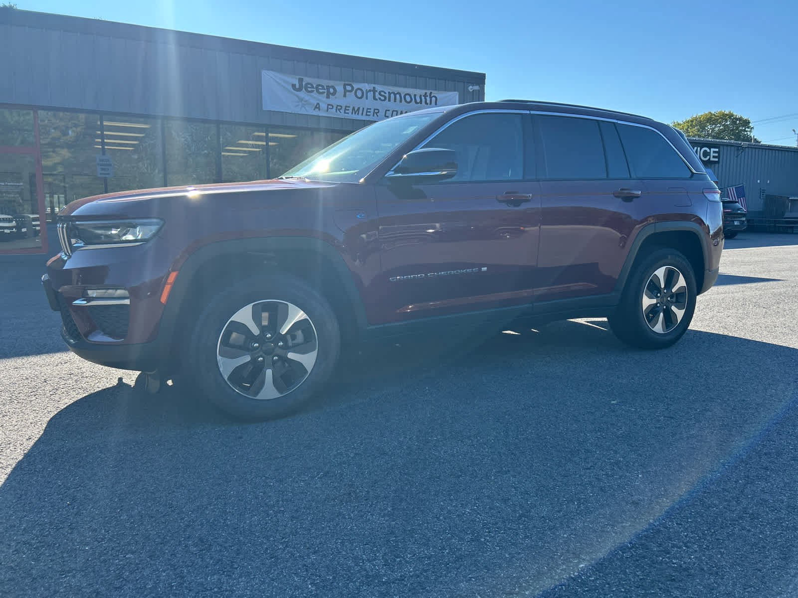 Used 2023 Jeep Grand Cherokee 4WD 4xe image 14