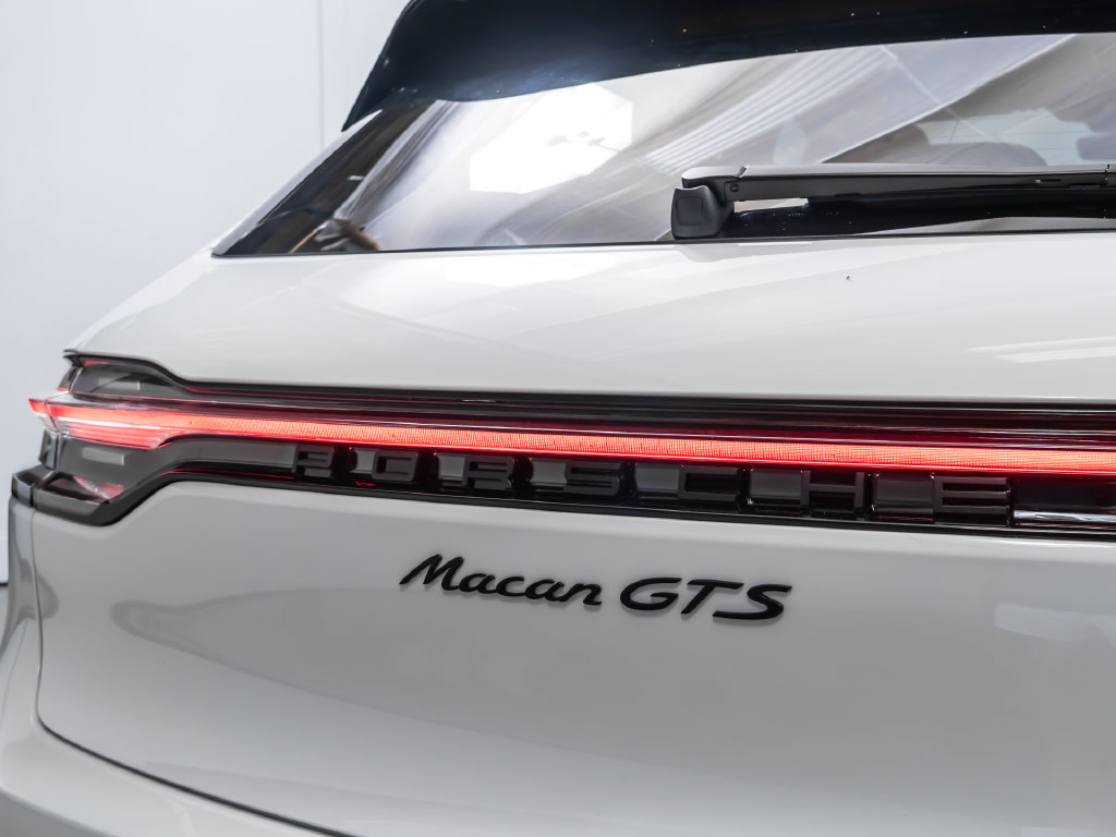 New 2026 Porsche Macan GTS AWD/4WD image 13