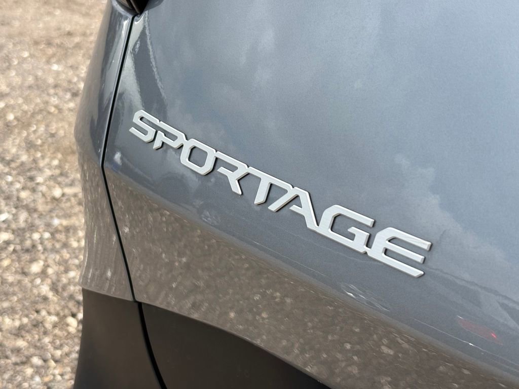New 2026 Kia Sportage LX FWD image 10