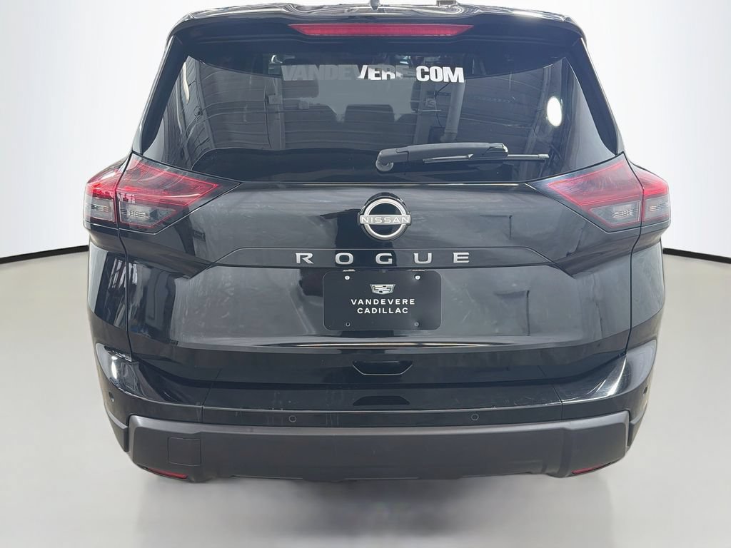 Used 2024 Nissan Rogue S FWD image 8