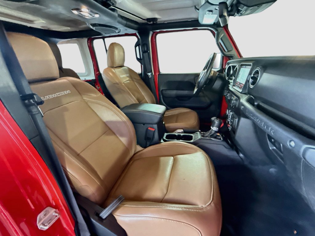 Used 2023 Jeep Wrangler Unlimited Rubicon w/ LED Lighting Group AWD/4WD image 34