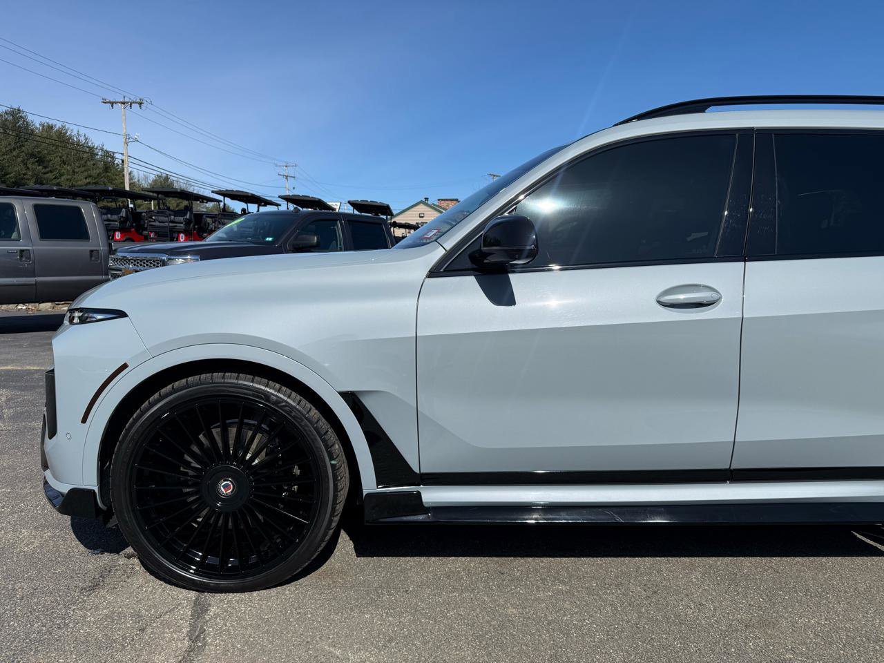 Used 2025 BMW X7 M60i image 5