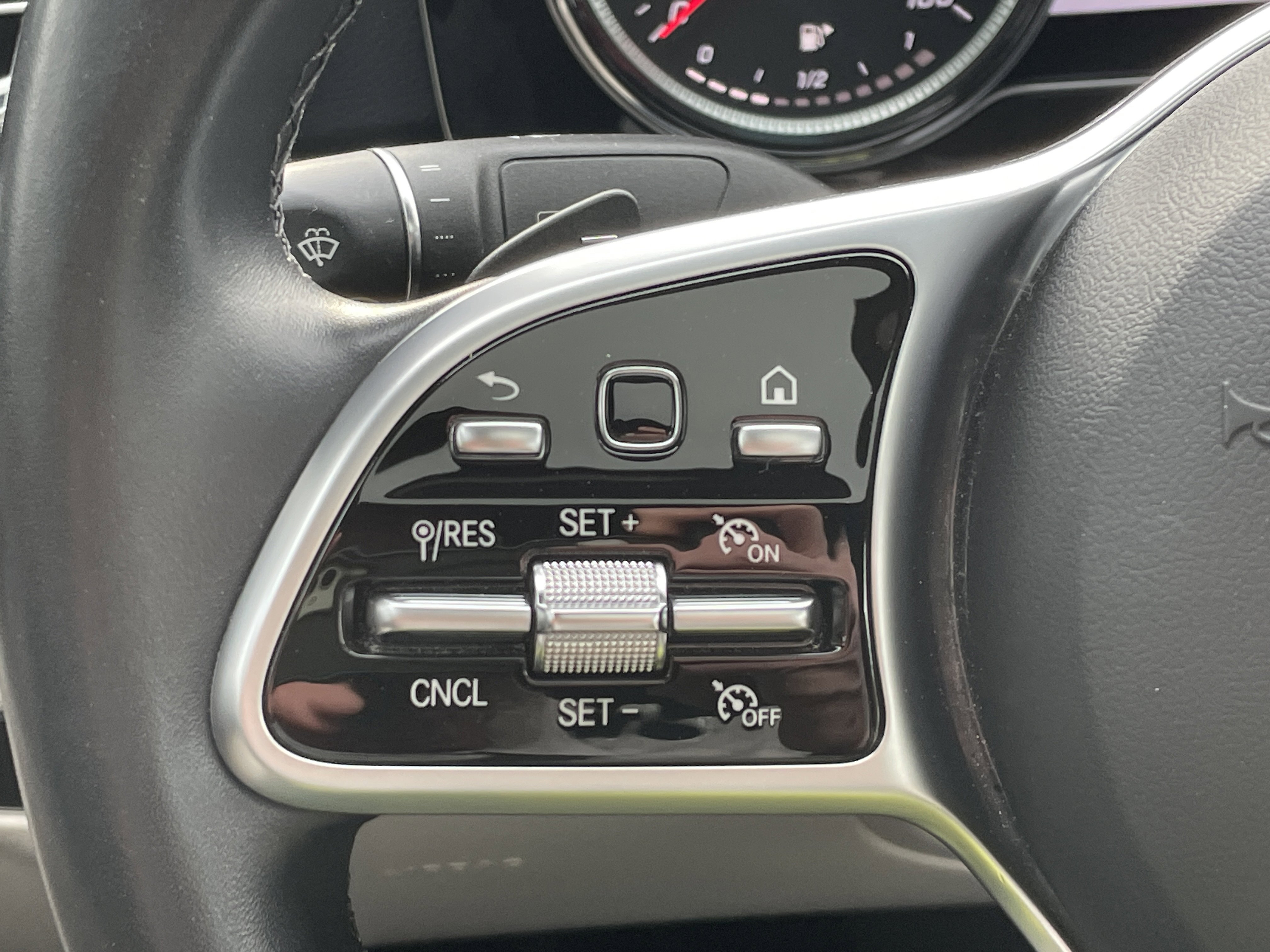 Used 2019 Mercedes-Benz E 450 4MATIC Sedan image 26