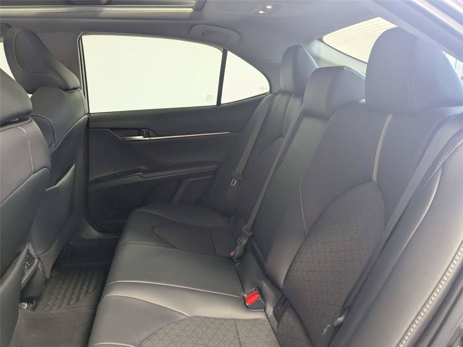 Certified 2020 Toyota Camry XSE FWD image 37