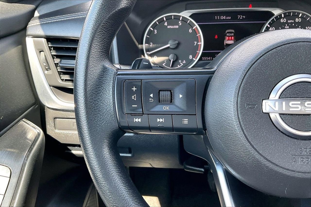 Used 2024 Nissan Rogue S image 29