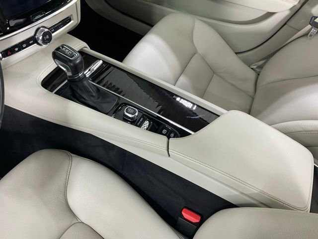 Used 2018 Volvo S90 T5 Momentum w/ Convenience Package AWD/4WD image 22