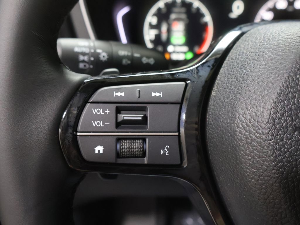 New 2025 Honda Pilot Touring image 34